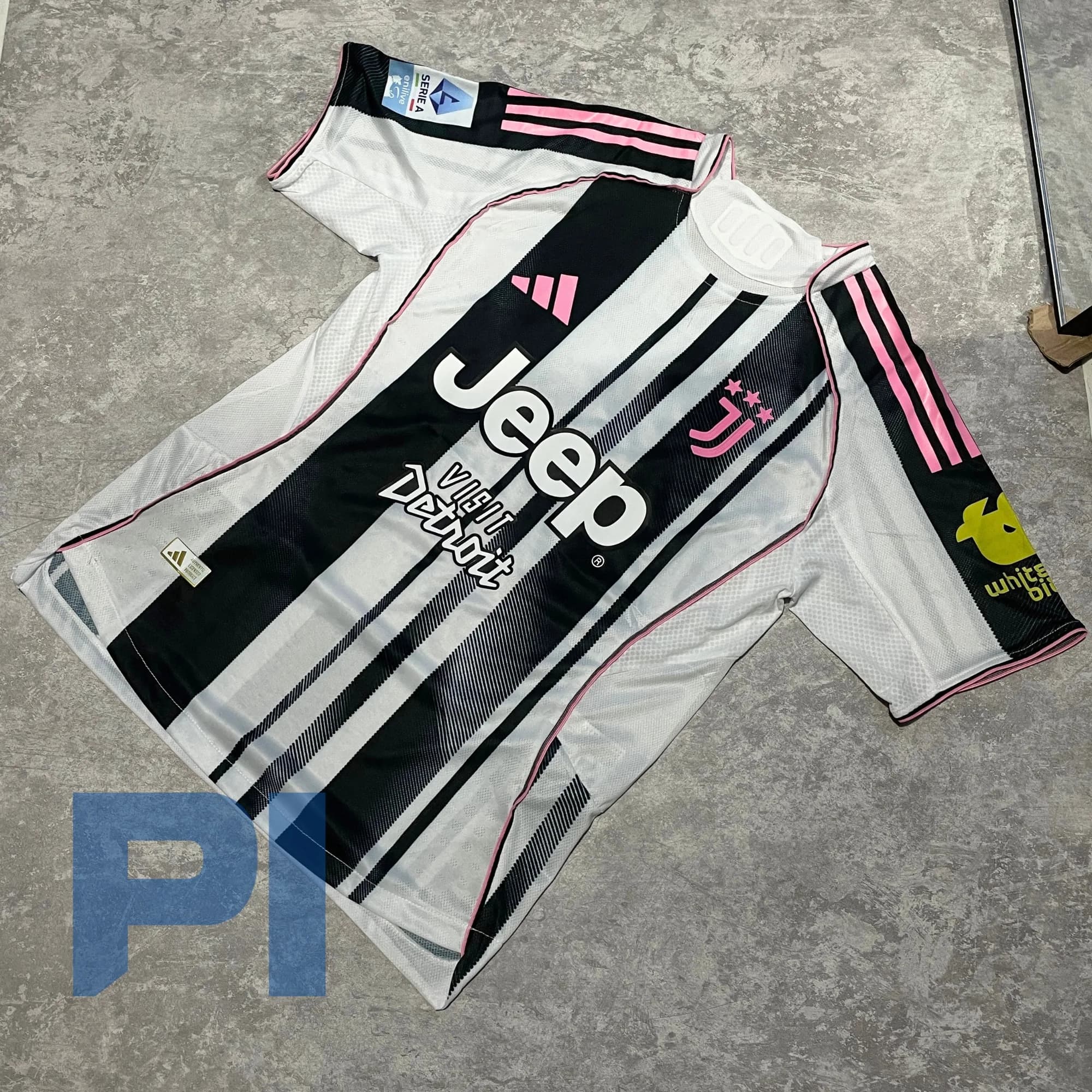 Juventus Home 25/26 - YILDIZ #10 Serie A Edition (DTF)